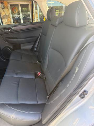Used 2019 Subaru Outback 3.6R Limited w/ Popular Package #2 AWD/4WD image 9