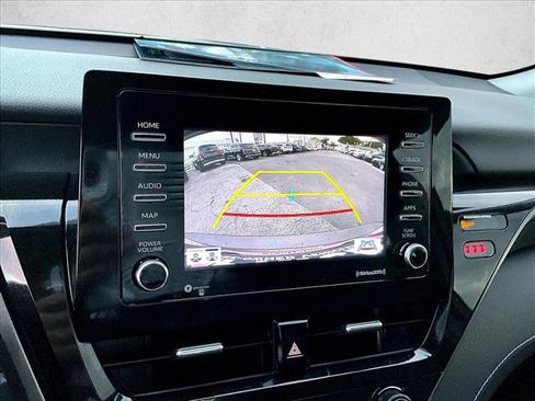 Used 2021 Toyota Camry SE w/ Convenience Package image 22