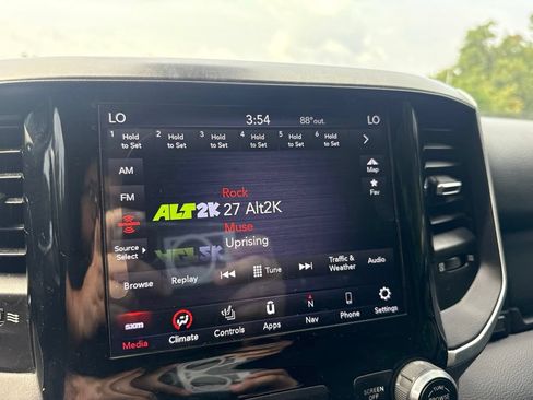 Used 2020 RAM 1500 Big Horn AWD/4WD image 21