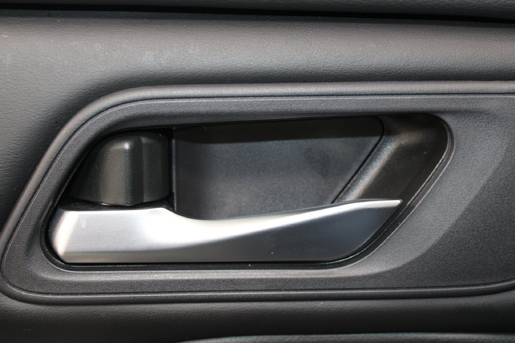 Used 2026 Nissan Rogue SV w/ Cold Weather Package FWD image 40