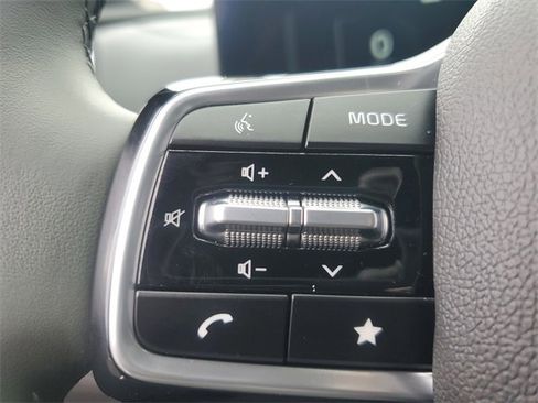 Certified 2025 Kia Sorento SX Prestige w/ Sage Leather Package image 25