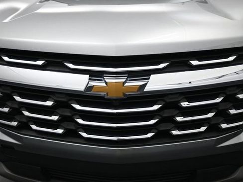 Used 2026 Chevrolet Equinox LT FWD image 38