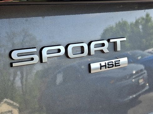 Used 2019 Land Rover Discovery Sport HSE AWD/4WD image 31