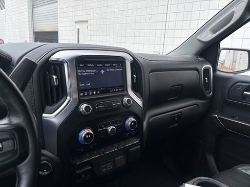 Used 2020 GMC Sierra 1500 SLT w/ X31 Off-Road Package image 13