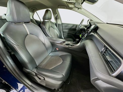 Used 2021 Toyota Camry SE FWD image 28