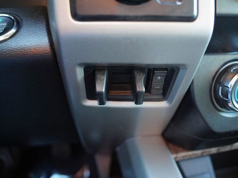 Certified 2019 Ford F350 Lariat w/ Lariat Ultimate Package image 30