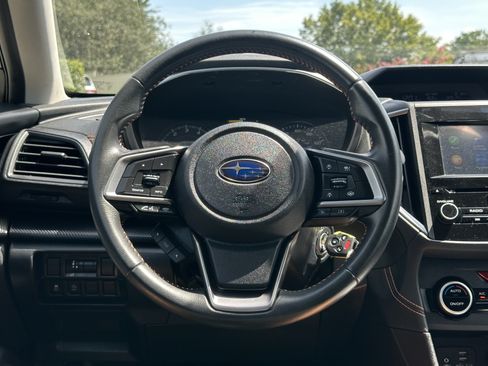 Used 2021 Subaru Crosstrek 2.0i Premium AWD/4WD image 17
