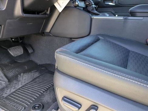 New 2026 Toyota Land Cruiser image 4