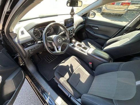 Used 2021 Nissan Sentra SV FWD image 17
