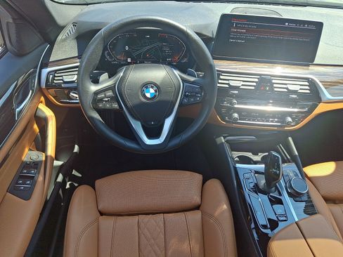 Used 2023 BMW 530i xDrive w/ Convenience Package AWD/4WD image 12