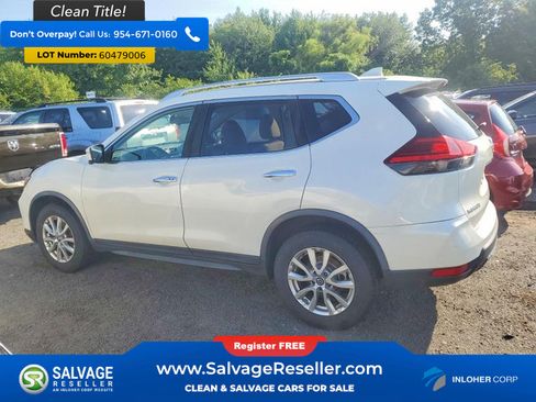 Used 2017 Nissan Rogue SV w/ SV Premium Package AWD/4WD image 3