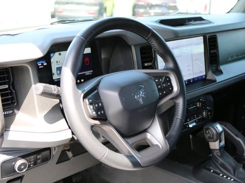 Used 2024 Ford Bronco Big Bend AWD/4WD image 16