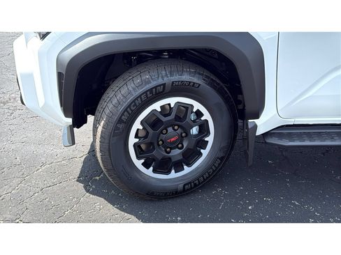 New 2026 Toyota 4Runner TRD Off-Road Premium AWD/4WD image 11