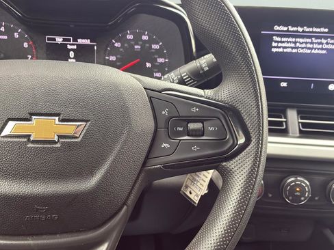 Used 2024 Chevrolet Trax LS w/ LS Convenience Package image 33