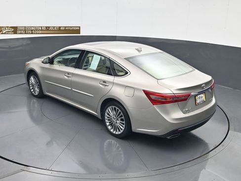 Used 2018 Toyota Avalon Limited w/ Protection Package FWD image 19