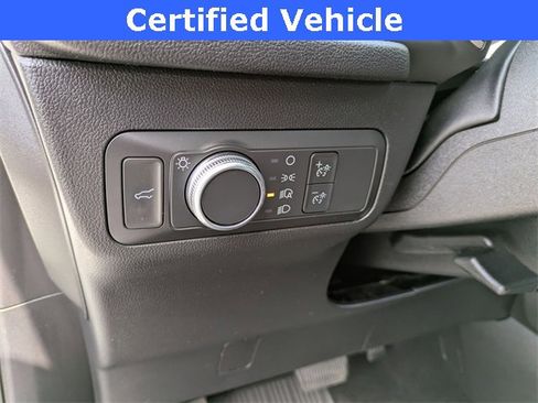 Certified 2022 Ford Escape SE w/ SE Sport Appearance Package image 19