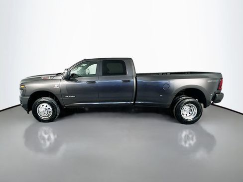 New 2026 RAM 3500 Big Horn AWD/4WD image 4