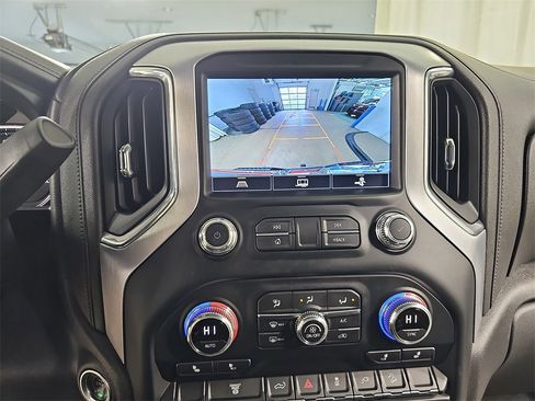 Certified 2021 GMC Sierra 2500 SLT w/ X31 Off-Road Package image 27