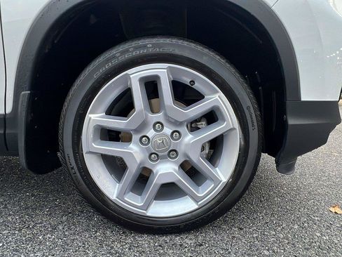Used 2024 Honda Passport EX-L image 11