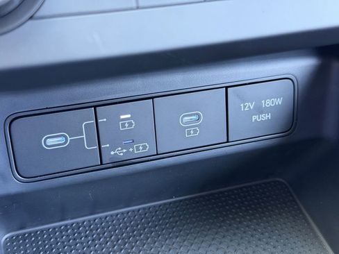 New 2026 Hyundai Tucson SE image 19