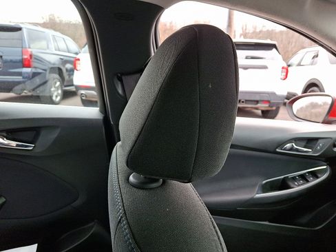 Used 2017 Chevrolet Cruze LT w/ Convenience Package image 13