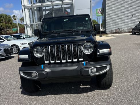 Used 2023 Jeep Wrangler Sahara image 2