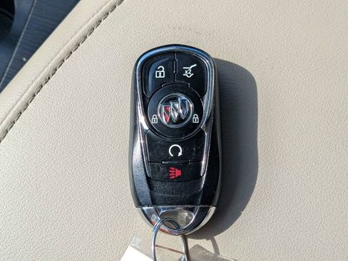 Used 2020 Buick Enclave Essence w/ Sound and Sites Package FWD image 34