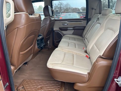 Used 2019 RAM 1500 Laramie image 14