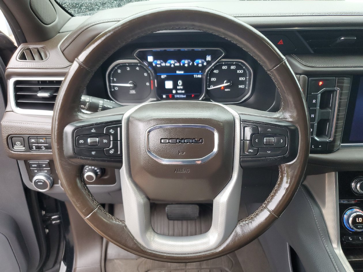Used 2021 GMC Yukon XL Denali w/ Denali Premium Package AWD/4WD image 20