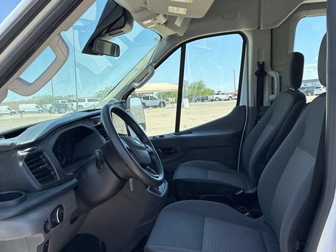Used 2023 Ford Transit 350 XLT RWD image 5