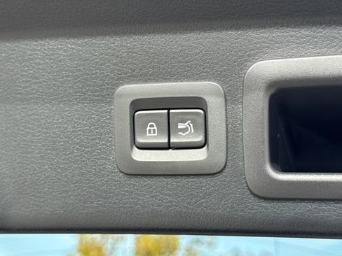 Certified 2025 MAZDA CX-30 2.5 Turbo w/ Premium Plus Pkg image 28