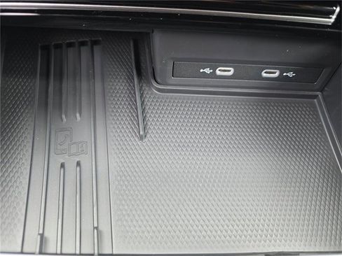 New 2026 Volkswagen Atlas Cross Sport SE image 21