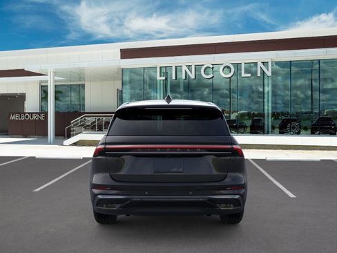 New 2025 Lincoln Nautilus Premier w/ Jet Appearance Package image 5