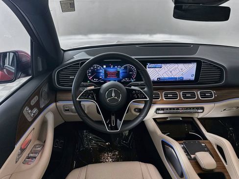 Used 2025 Mercedes-Benz GLE 450e 4MATIC image 23