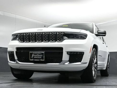 Used 2023 Jeep Grand Cherokee L Summit AWD/4WD image 40