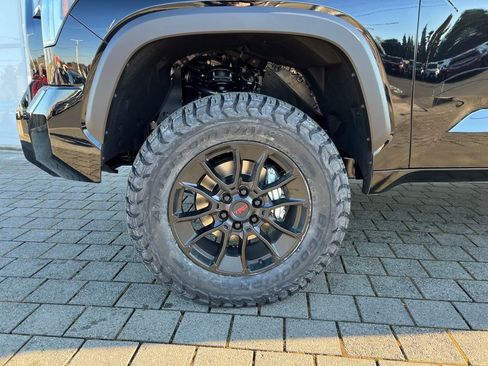 New 2026 Toyota Tundra Limited image 10