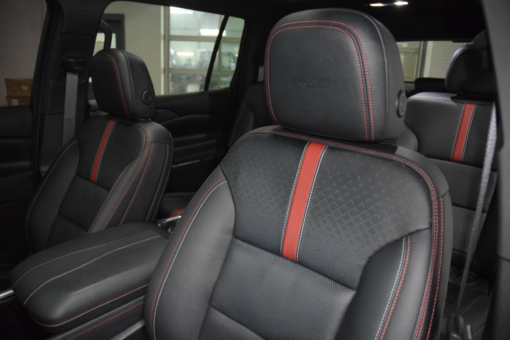 Used 2024 Chevrolet Traverse RS AWD/4WD image 42