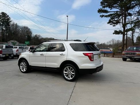 Used 2014 Ford Explorer Limited w/ Equipment Group 302A image 8