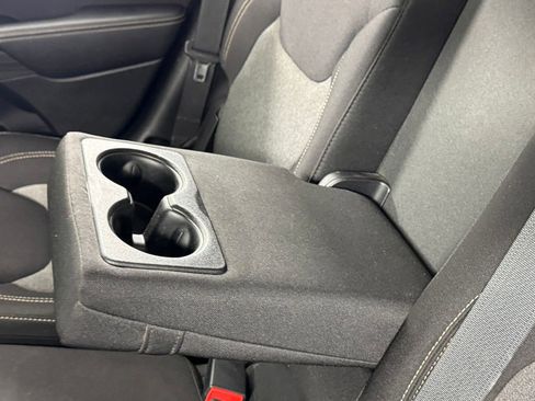 Used 2014 Jeep Cherokee Sport AWD/4WD image 36