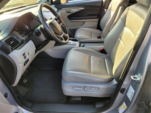 Used 2022 Honda Pilot Special Edition image 11