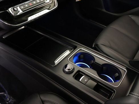 New 2026 Lincoln Corsair Reserve w/ Jet Appearance Package FWD image 9