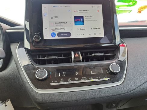 Used 2024 Toyota Corolla LE image 10