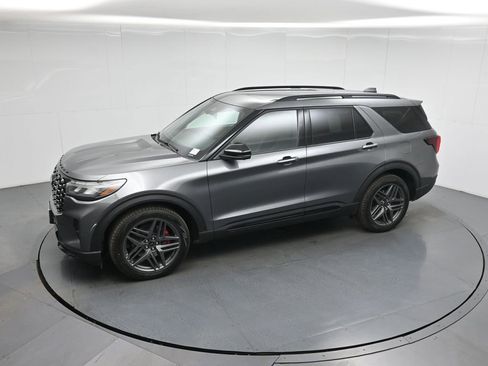 New 2026 Ford Explorer ST w/ Sun And Sound Package image 43