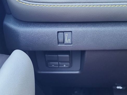 New 2026 Chevrolet Colorado ZR2 w/ Technology Package image 23