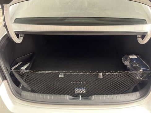 New 2026 Hyundai Elantra Limited image 7