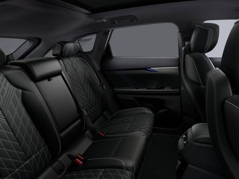 New 2026 Cadillac Optiq V w/ LPO, Floor Liner Package AWD/4WD image 70