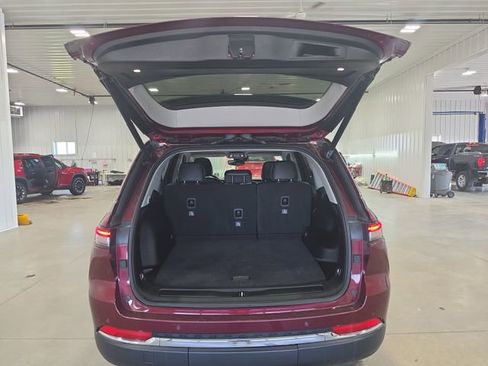 Used 2023 Jeep Grand Cherokee Limited AWD/4WD image 26