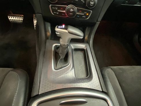 Used 2017 Dodge Charger R/T Scat Pack w/ Dynamics Package RWD image 30