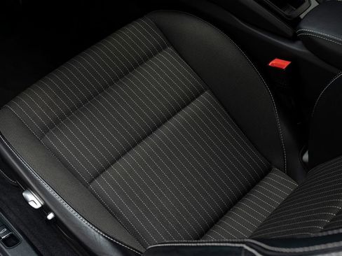 Used 2018 Porsche 911 Carrera image 18