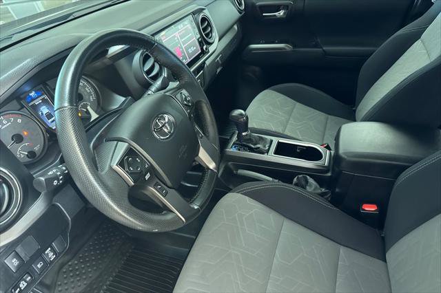 Certified 2023 Toyota Tacoma TRD Off-Road AWD/4WD image 11